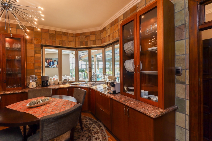 4 Bedroom Property for Sale in Heuwelsig Free State